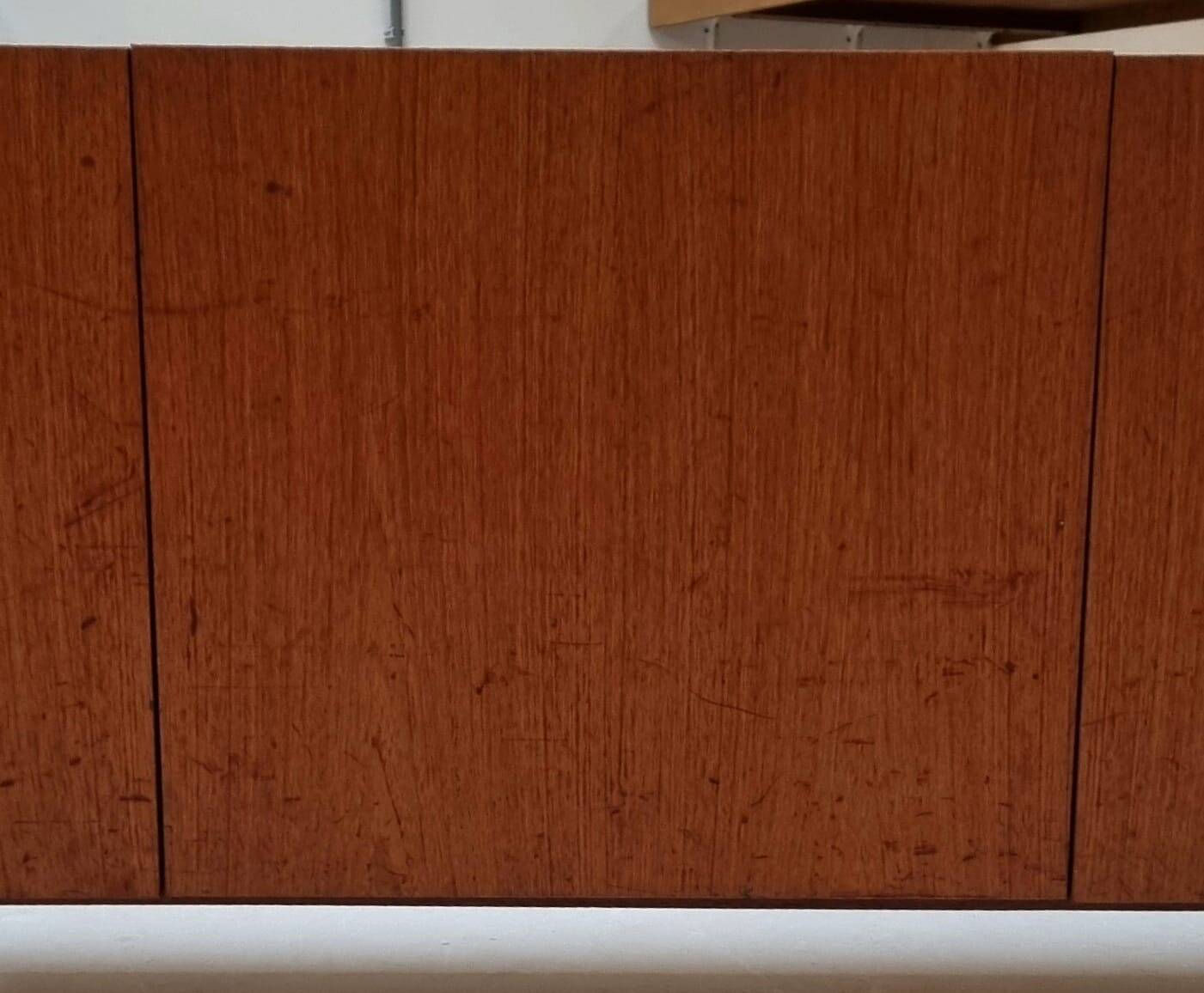 Lowboard du milieu du siècle