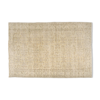 Handknotted Floral Oushak Rug