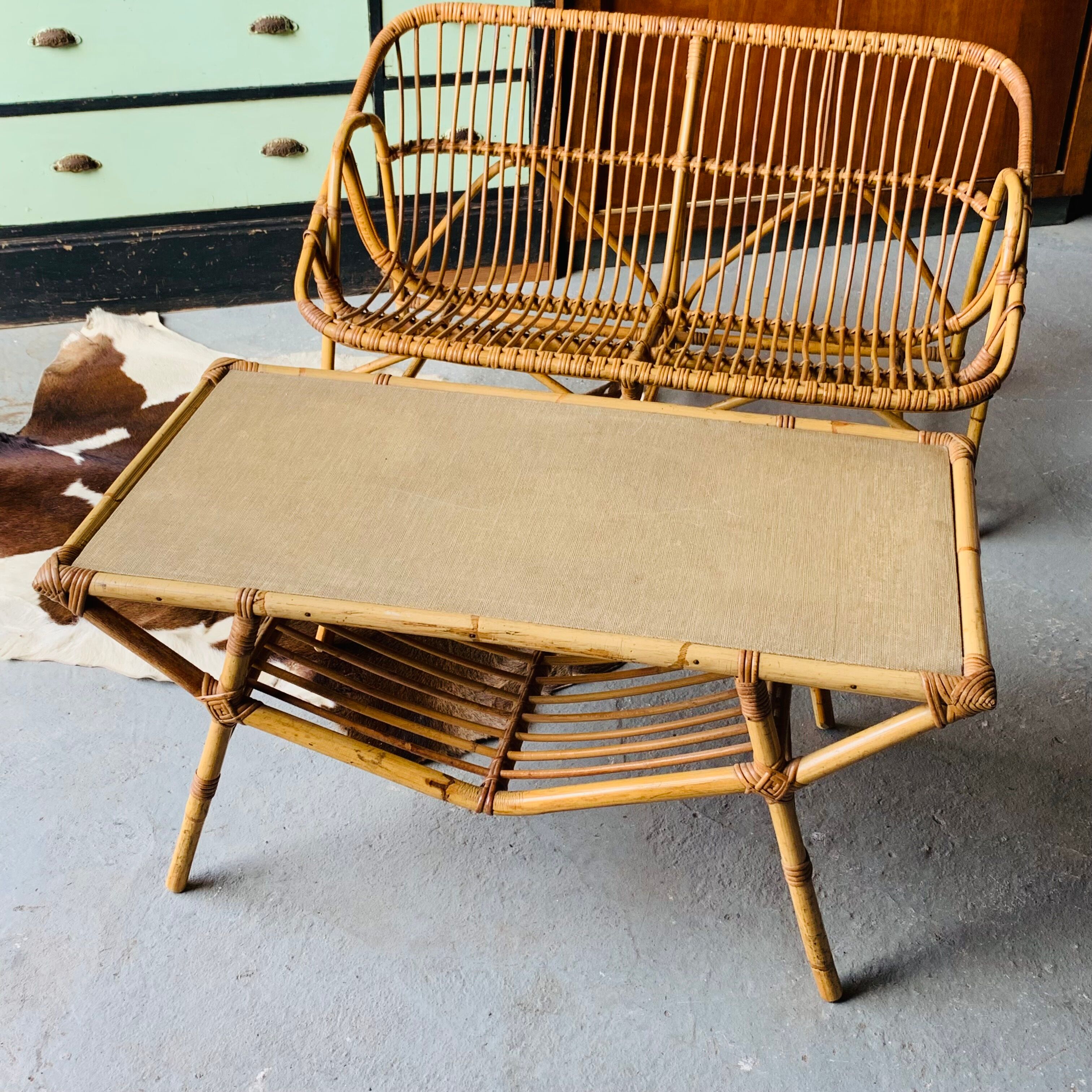 2-seater rattan sofa