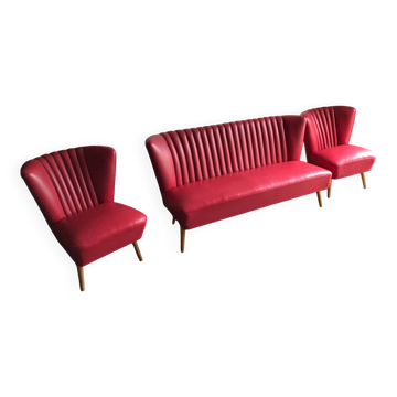1960s vintage lounge set in purple vinyl — 2-seater sofa and 2 armchairs