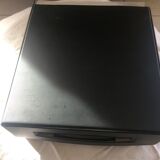 Write machine underwood 315 blue in his briefcase