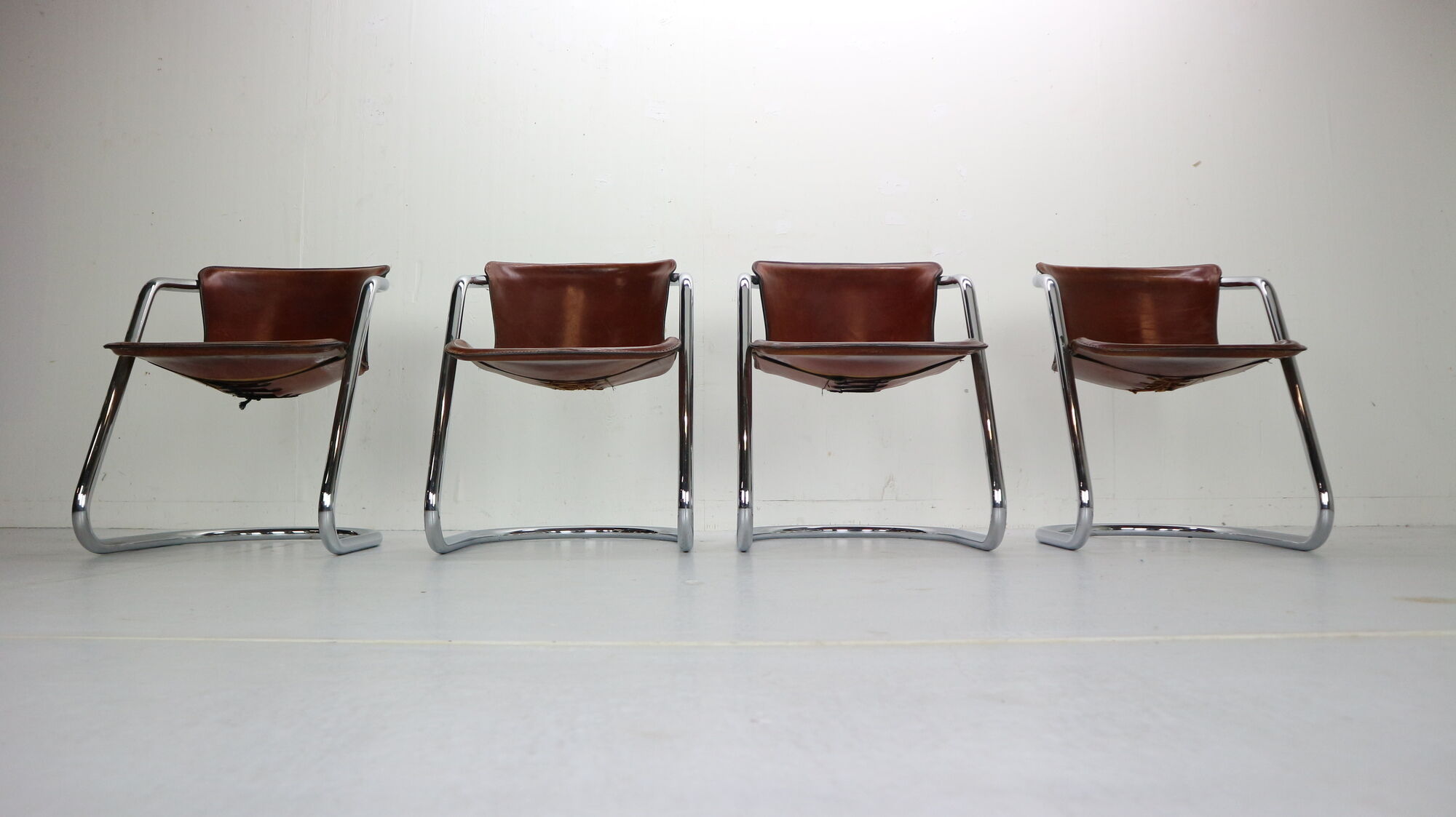 Set of 4 leather dining chairs for Cidue, 1970s, Italy