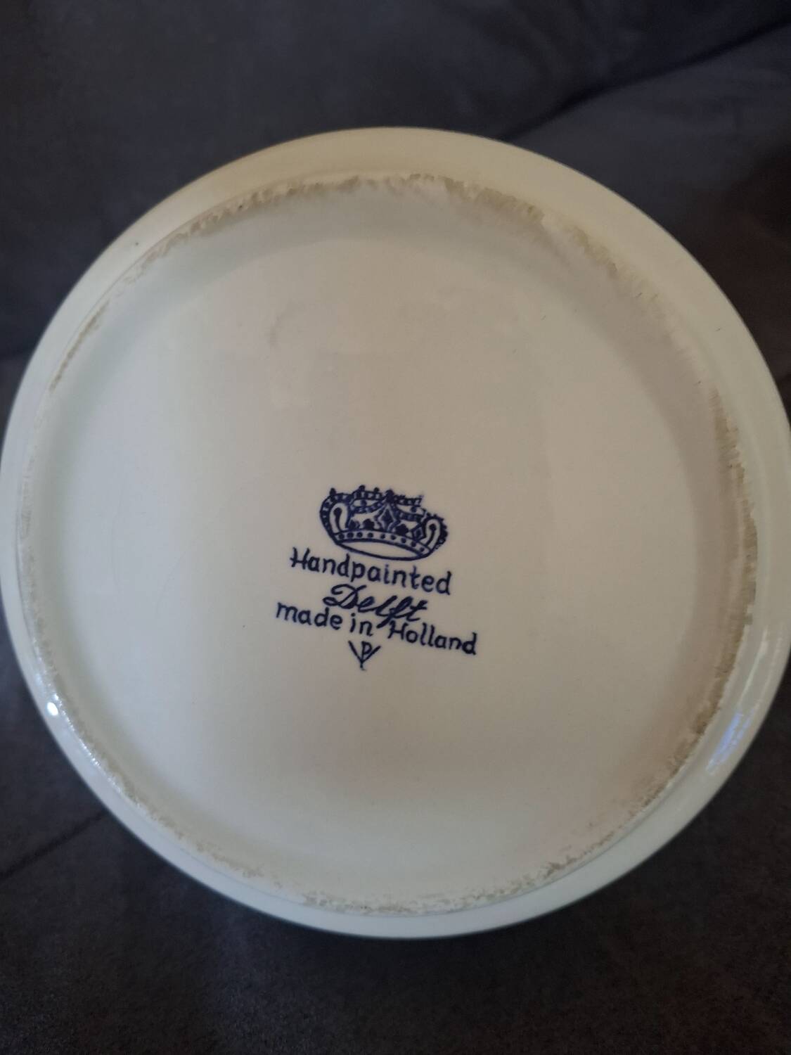 Delft rolling ashtray