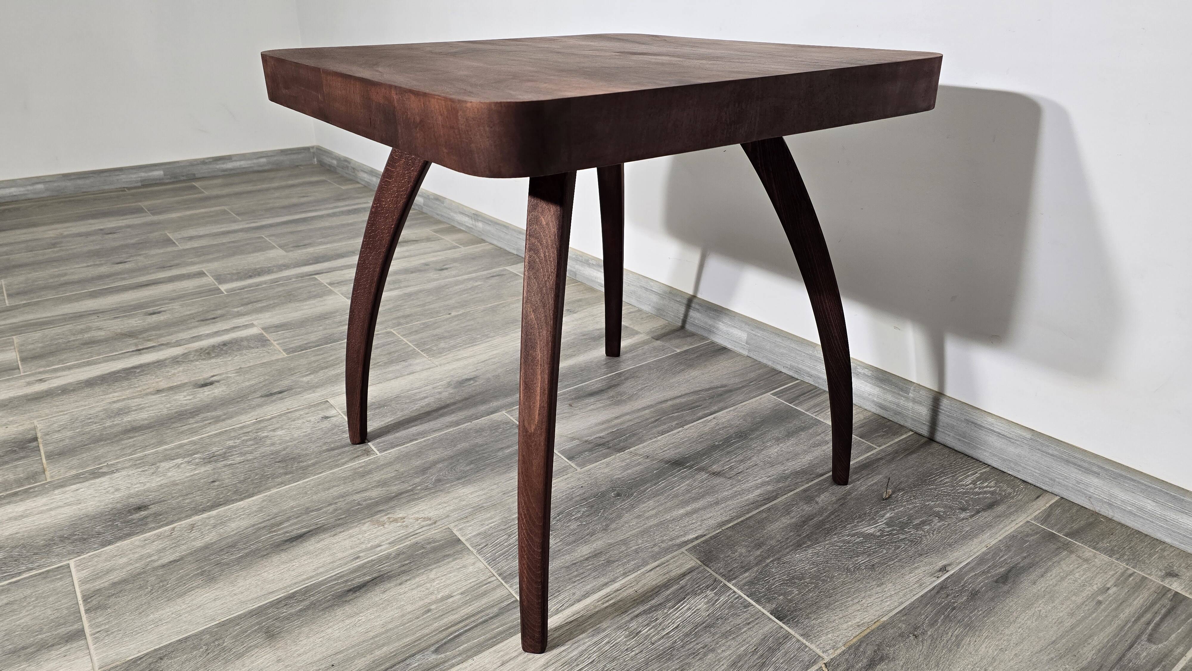 Table Basse Araignée H-259 par Jindrich Halabala, 1940s