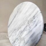 Marble tripod sellette