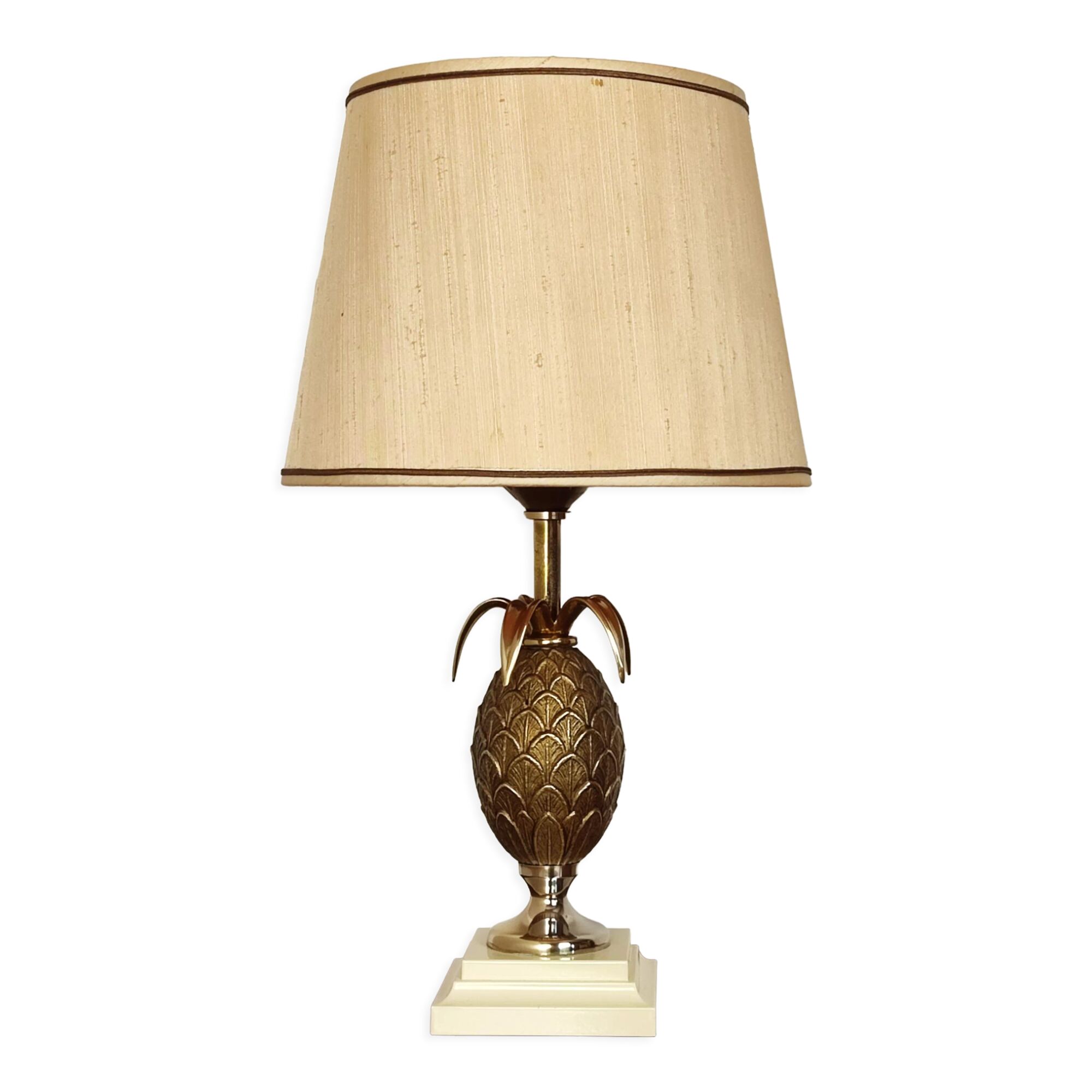 Pineapple lamp 80'