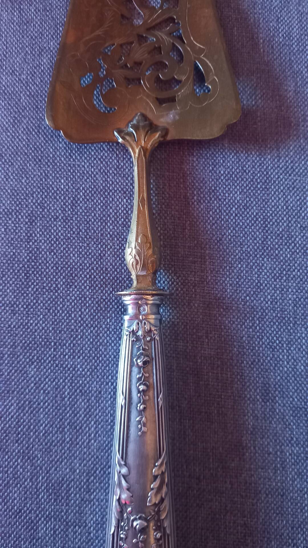 Silver and vermeil openwork art nouveau pie server