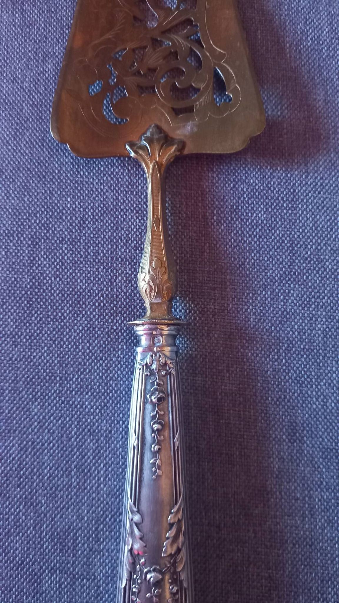 Silver and vermeil openwork art nouveau pie server
