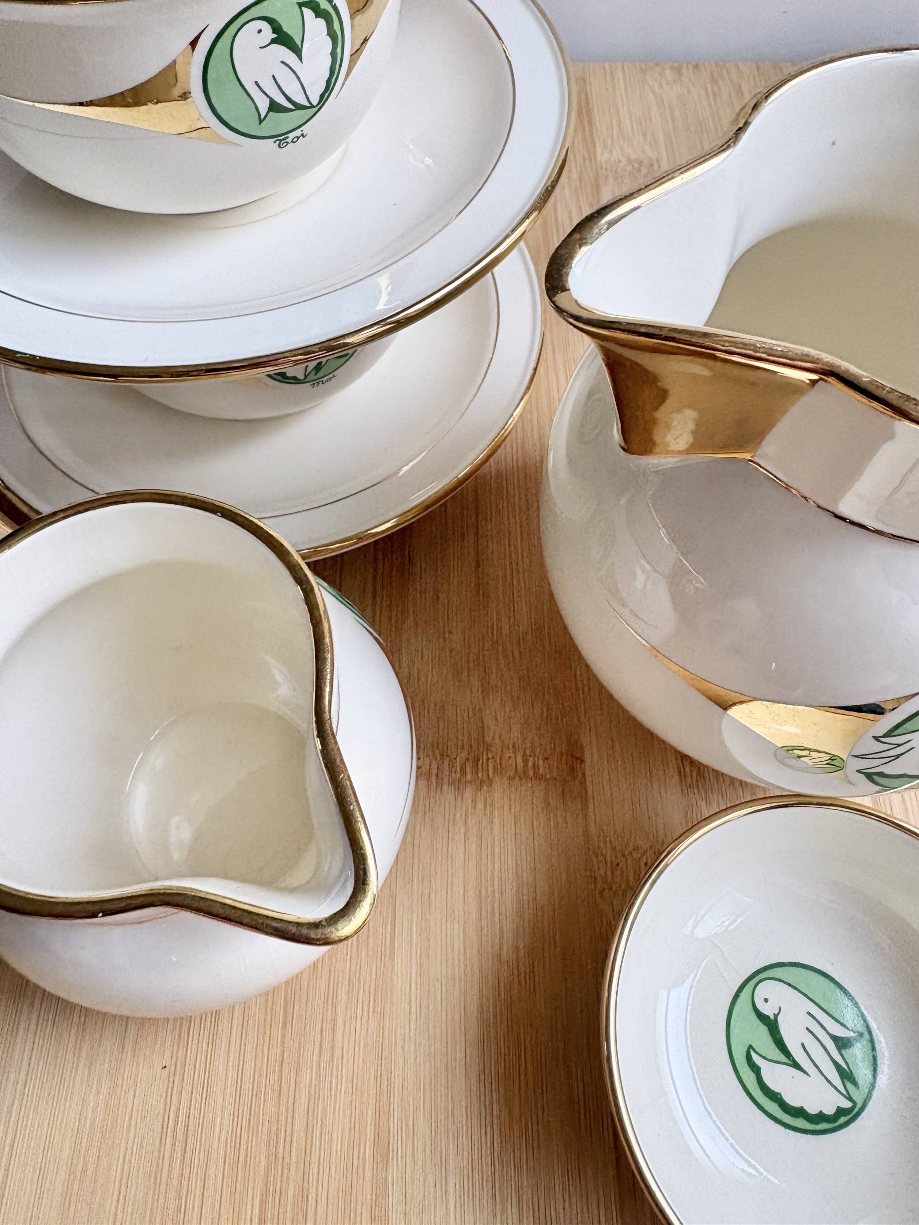 "Toi & Moi" Robj Tea Set by Villeroy & Boch