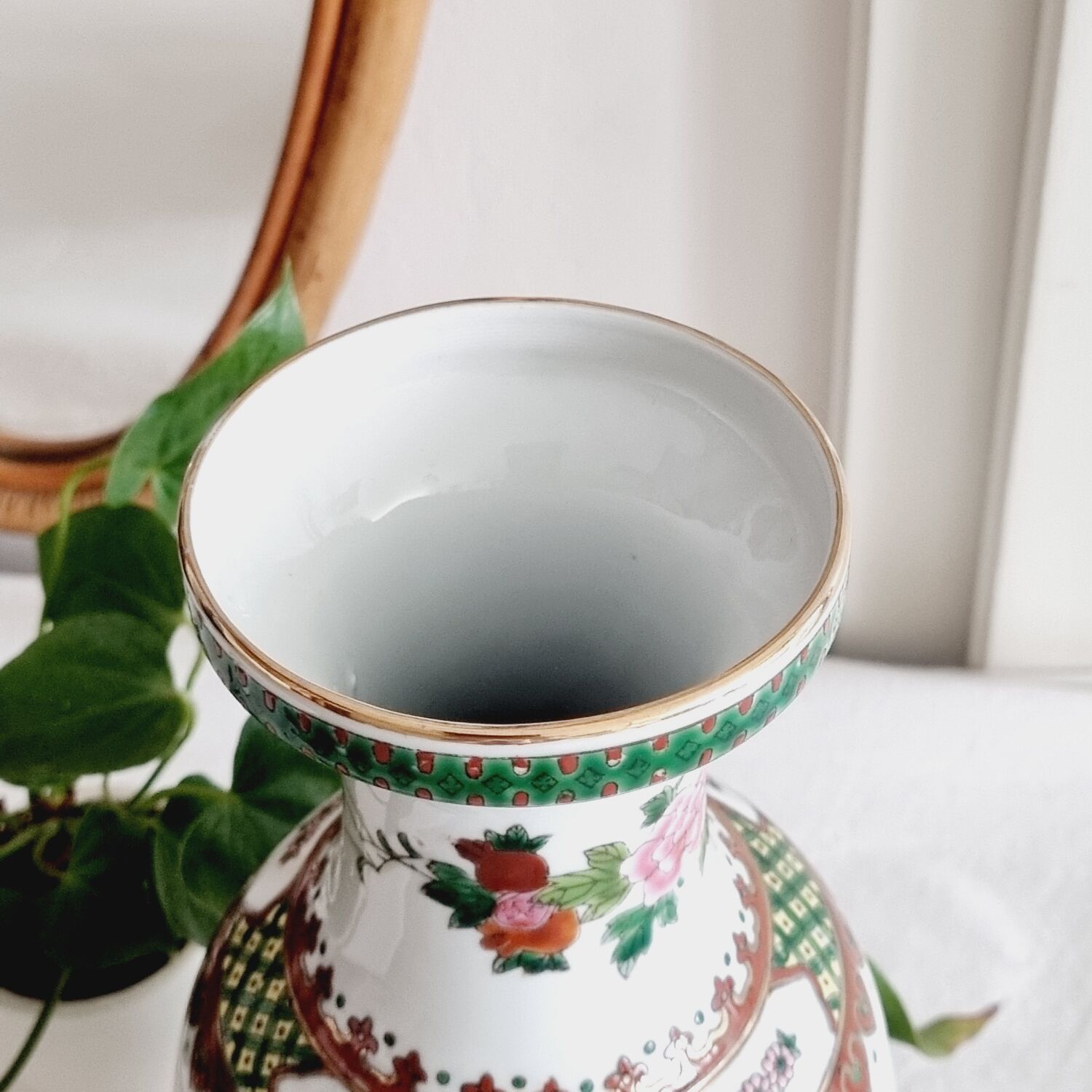 Chinese porcelain baluster vase