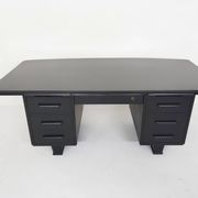 Bureau exécutif en bois noir, années 1960