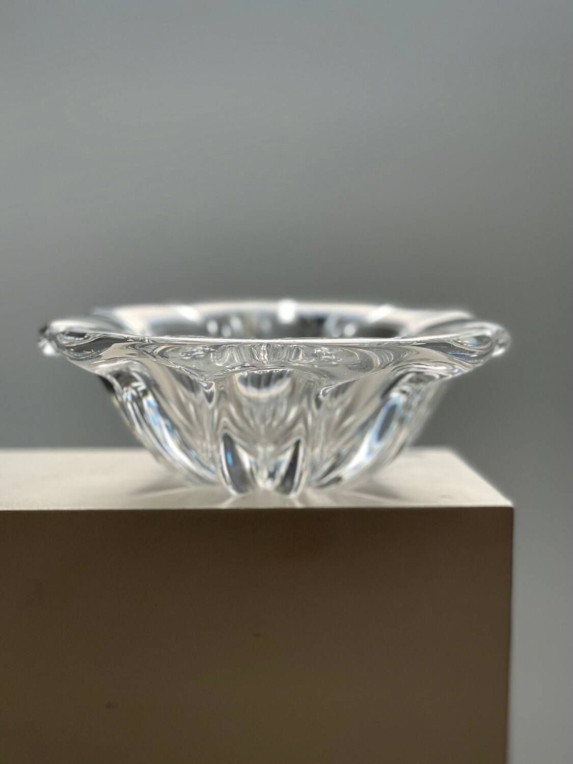Crystal catchall by St Lambert