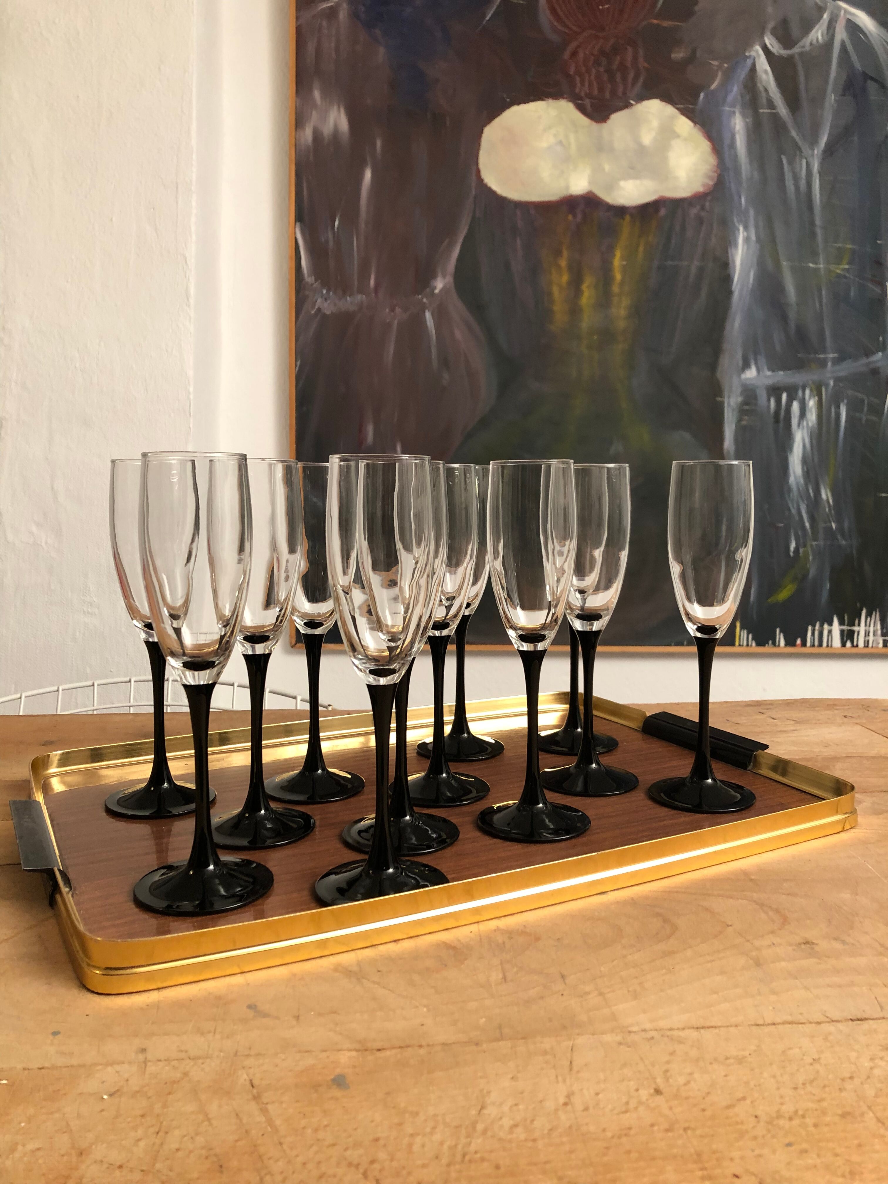 Service 12 vintage Luminarc flutes