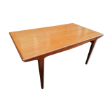 Scandinavian table