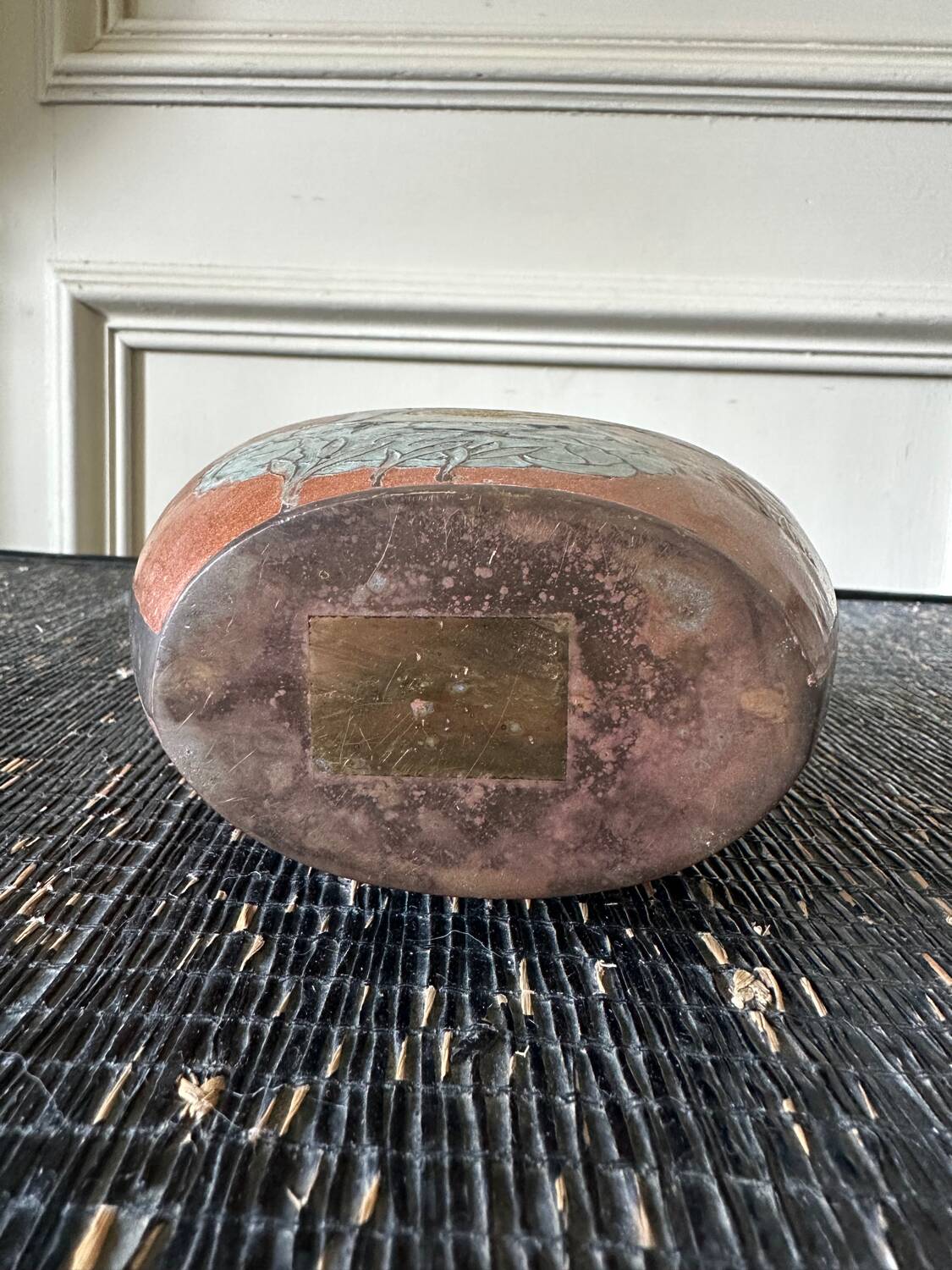 Vase en laiton émaillé