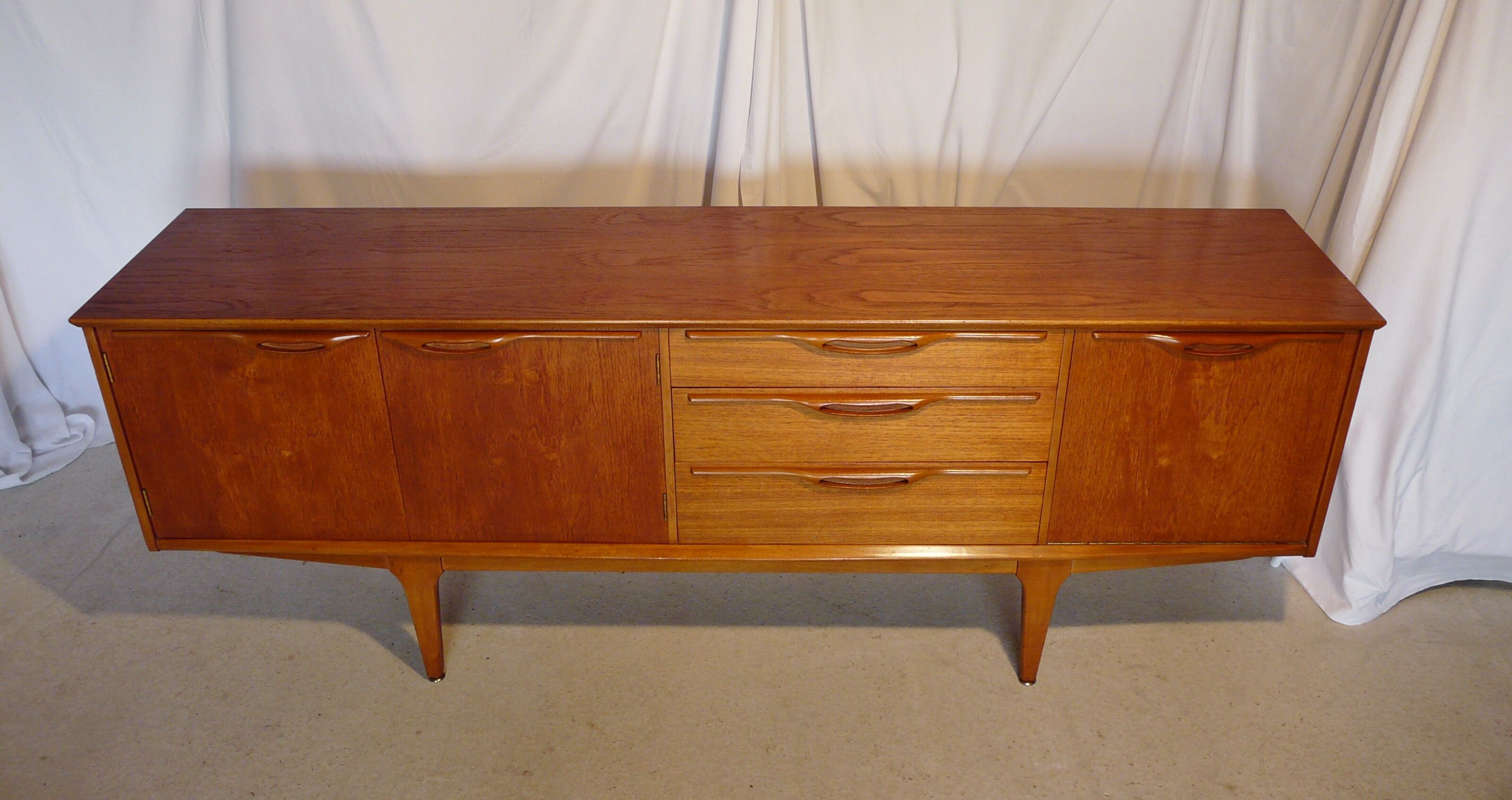 Sideboard scandinavian teak Jentique