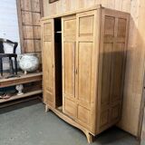 Vintage three-panel sliding wardrobe