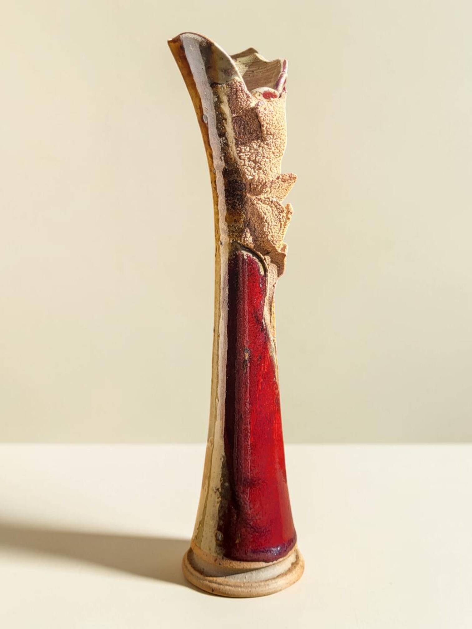 Glazed stoneware single-flower vase, signed Potelune, La Borne.