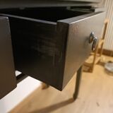 Console in pine japan jade tika