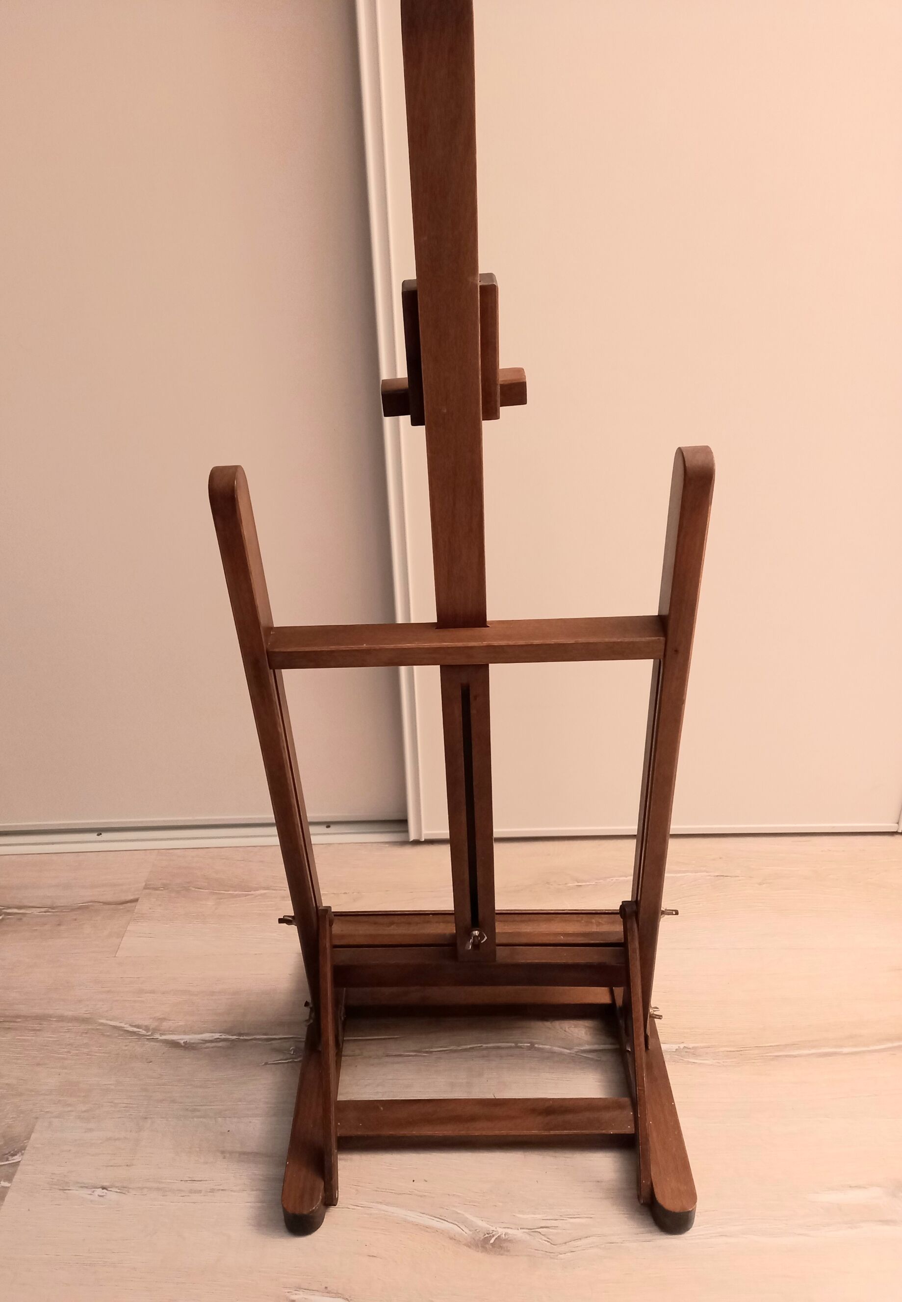 Painter's wooden easel