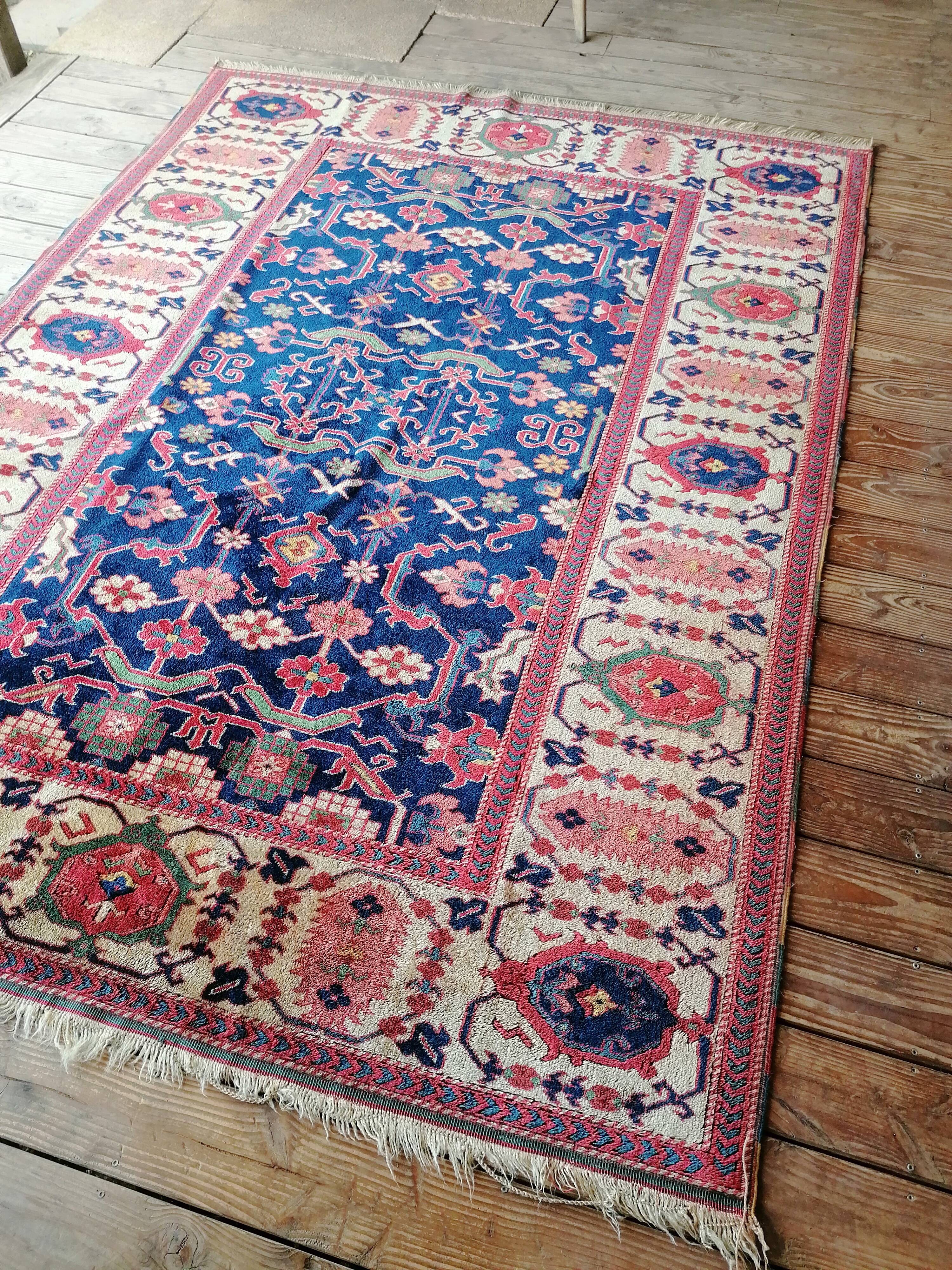 Antique Persian Heriz Afshar rug 200 x 276 cm