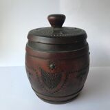 Boîte vintage en bois gravé