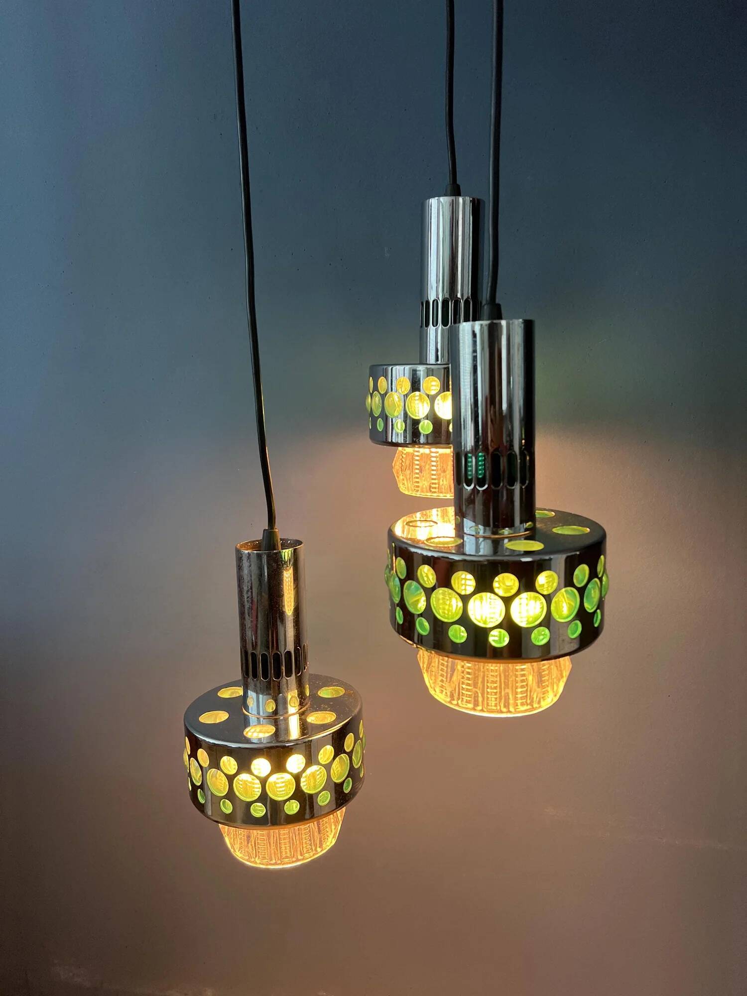 Vintage space age massive green waterfall pendant light