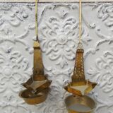 2 anciennes lampes à huile en laiton calel caleil cracet