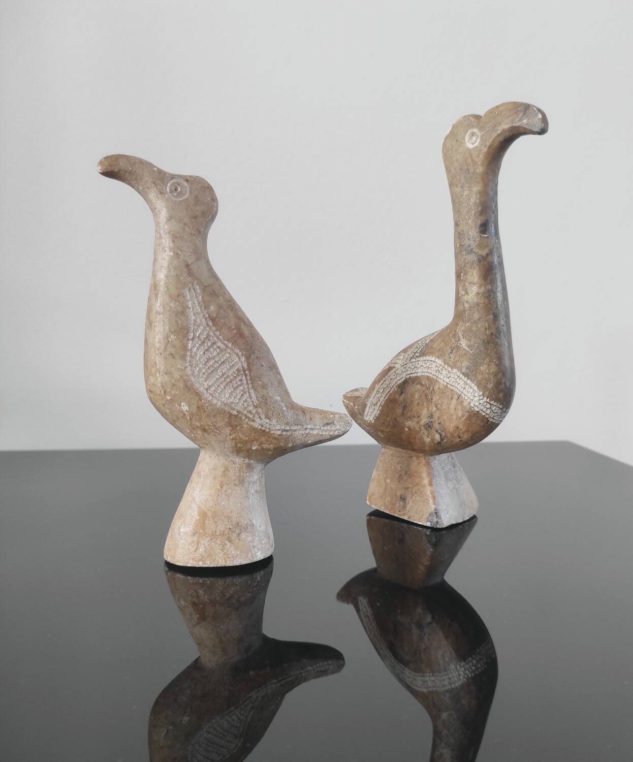 Two vintage birds in carved stone - Brutalist style / pop art