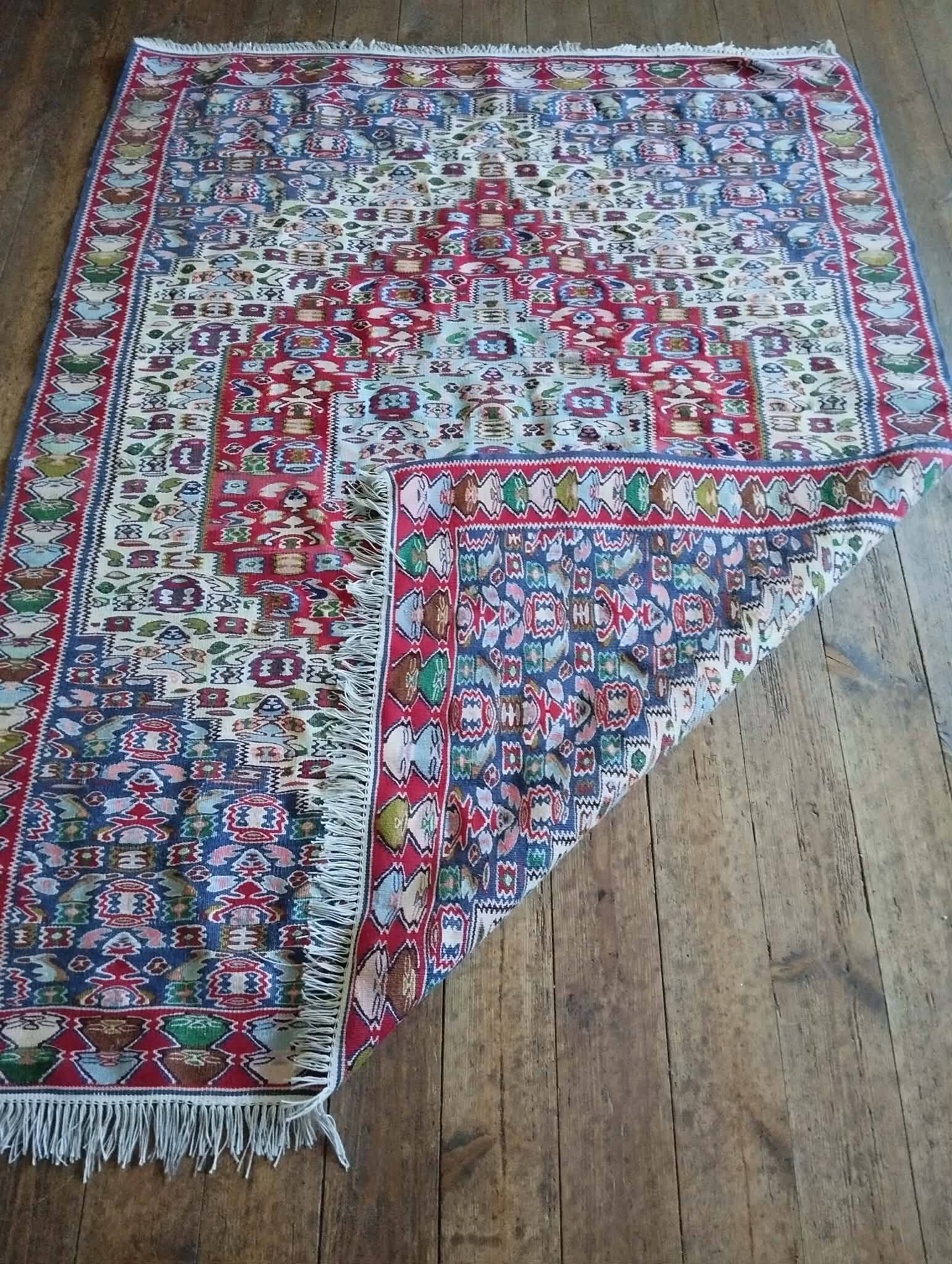 Handmade Persian Senneh carpet 167x131cm