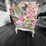 Pair of cocooning armchairs