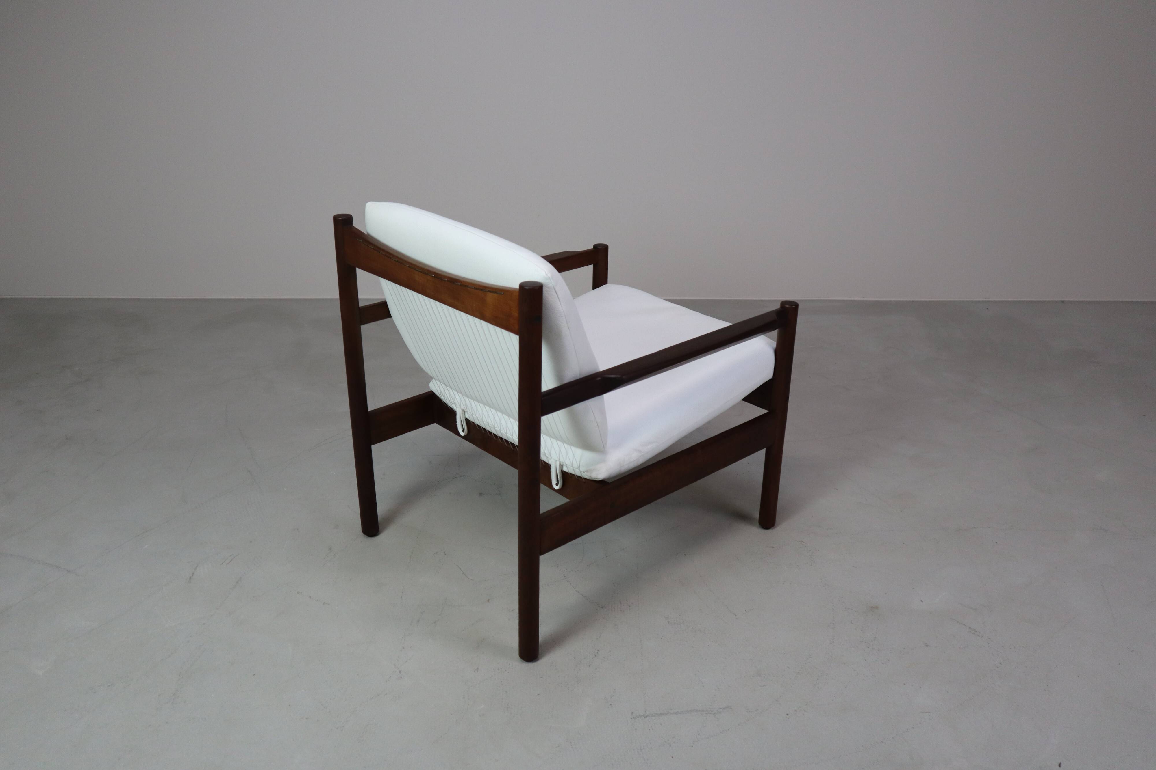 "Ouro Preto" armchair by Michel Arnoult for Mobilia Contemporânea, Brazil 1958