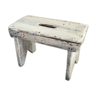 Small bench, wooden footrests in its white patina.