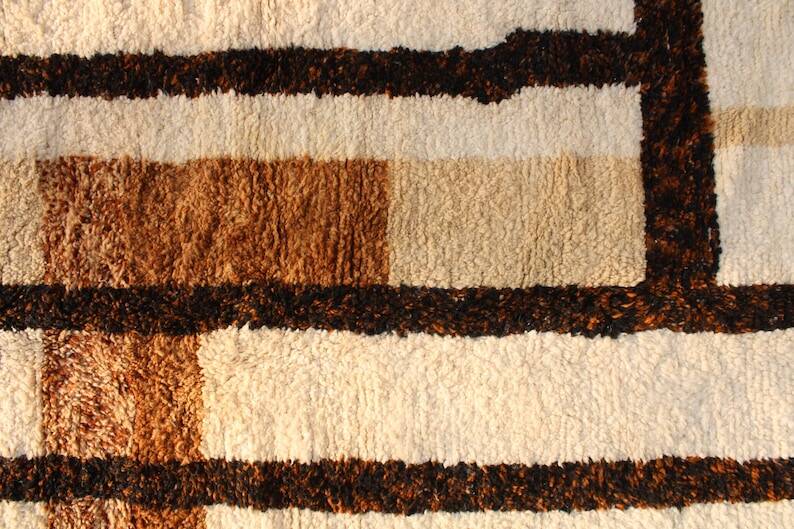 Tapis azilal Tissé main traditionnelle taille 200 x 305 cm