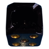 Walnut and gold ashtray in the shape of a playing dice - Golden reliefs and 4 cigarette notches