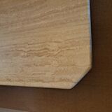 Table manger travertin.