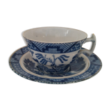 Blue Willow porcelain cup
