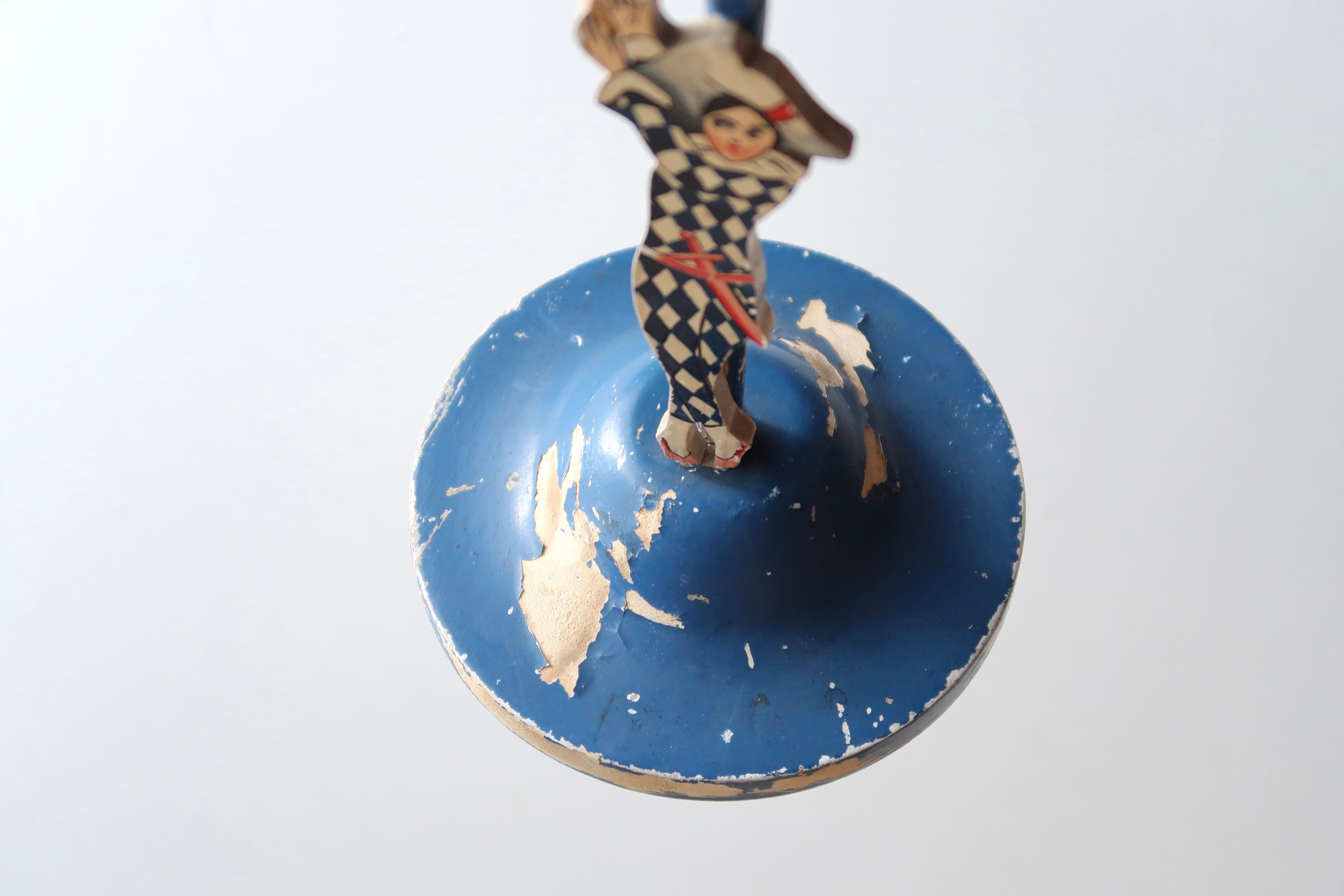 Wooden hat holder decorated with a harlequin, 30s