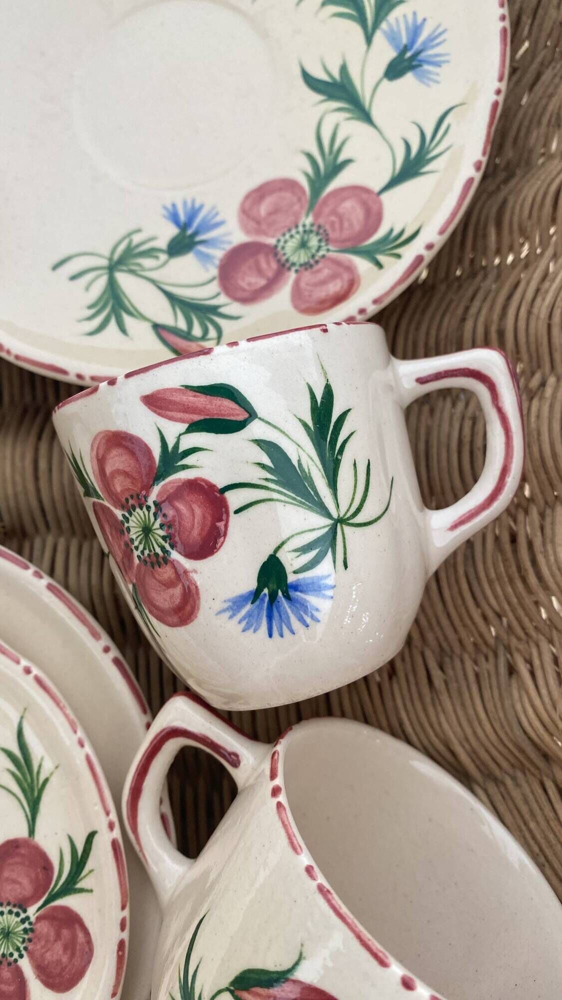 Coffee cups and saucers in Desvres earthenware.