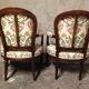 Paire de fauteuils cabriolets de style transition Louis XVI