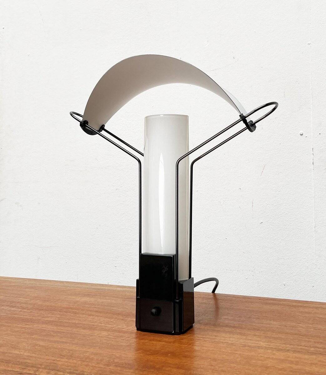 Postmodern Italian table lamp Palio by Perry King, S. Miranda for Arteluce, 1980s.