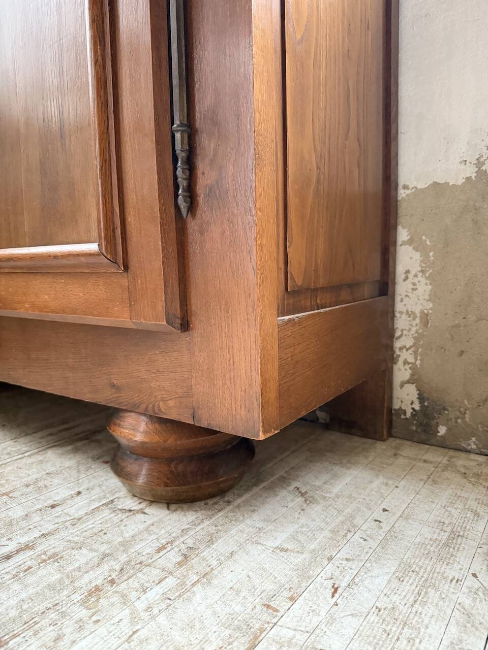 Dudouyt oak furniture 1940