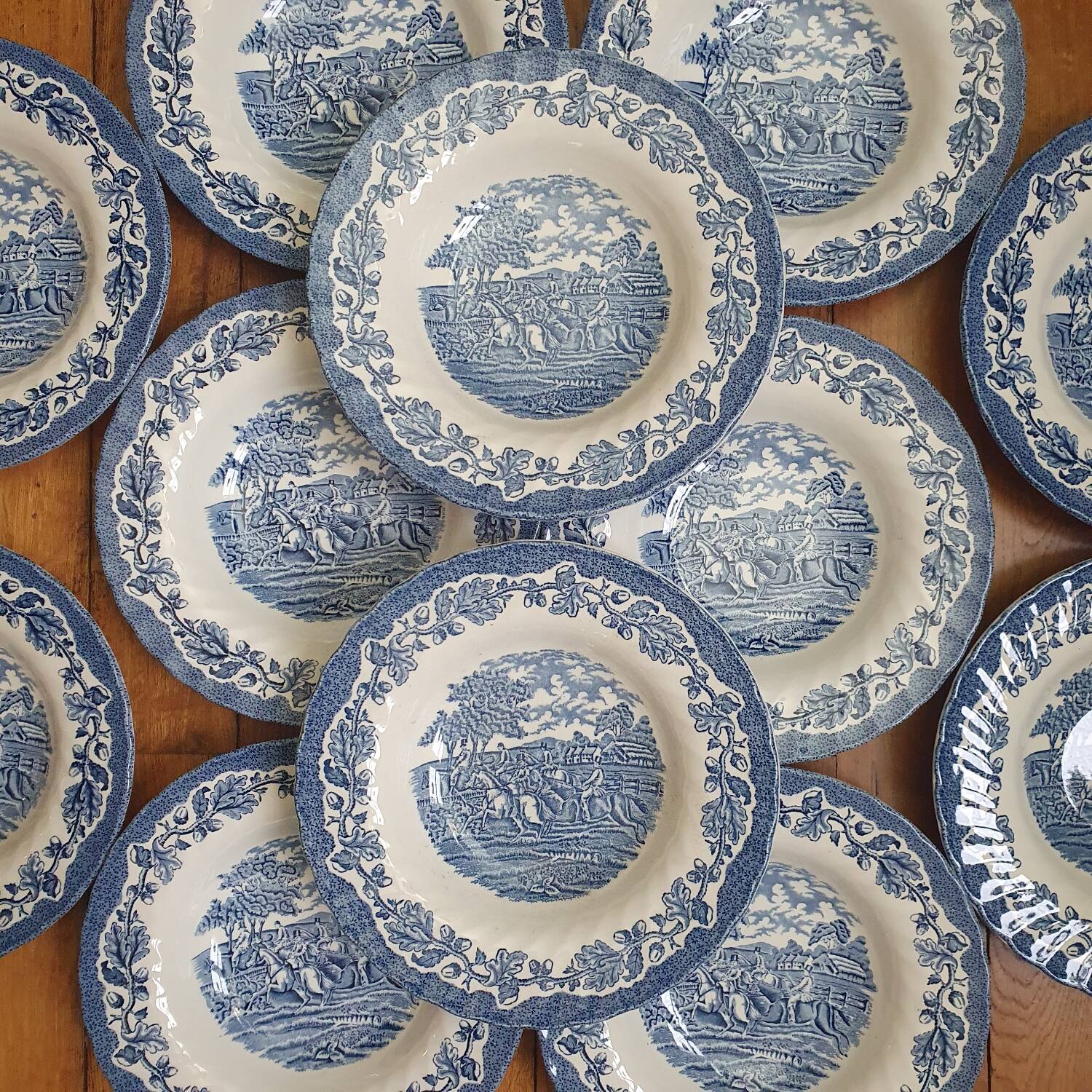 12 English porcelain soup plates