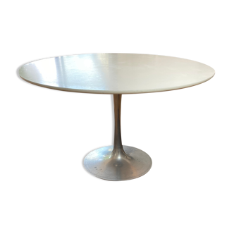 Table Maurice Burke par Arkana