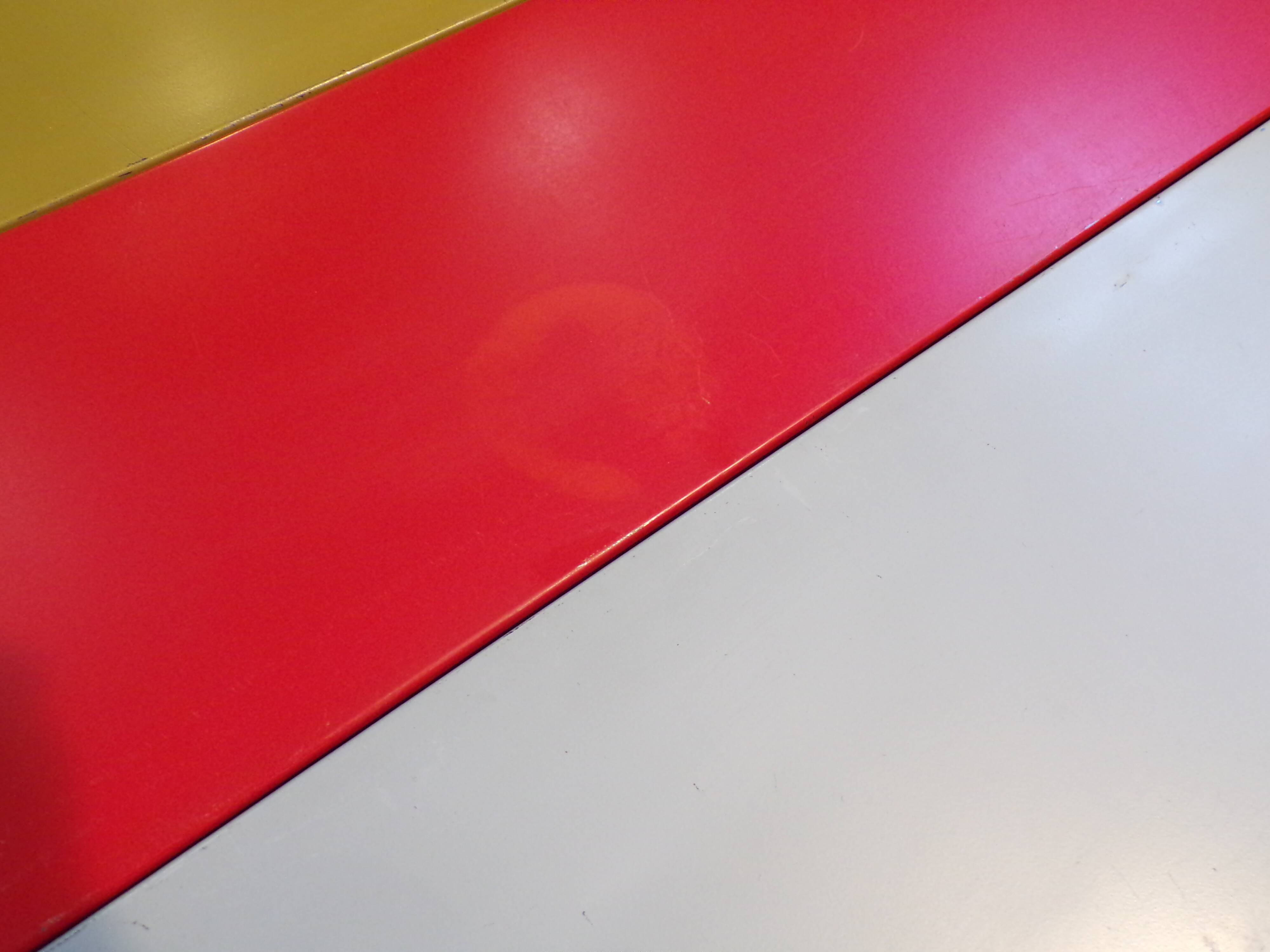 Tomado shelf with 3 shelves