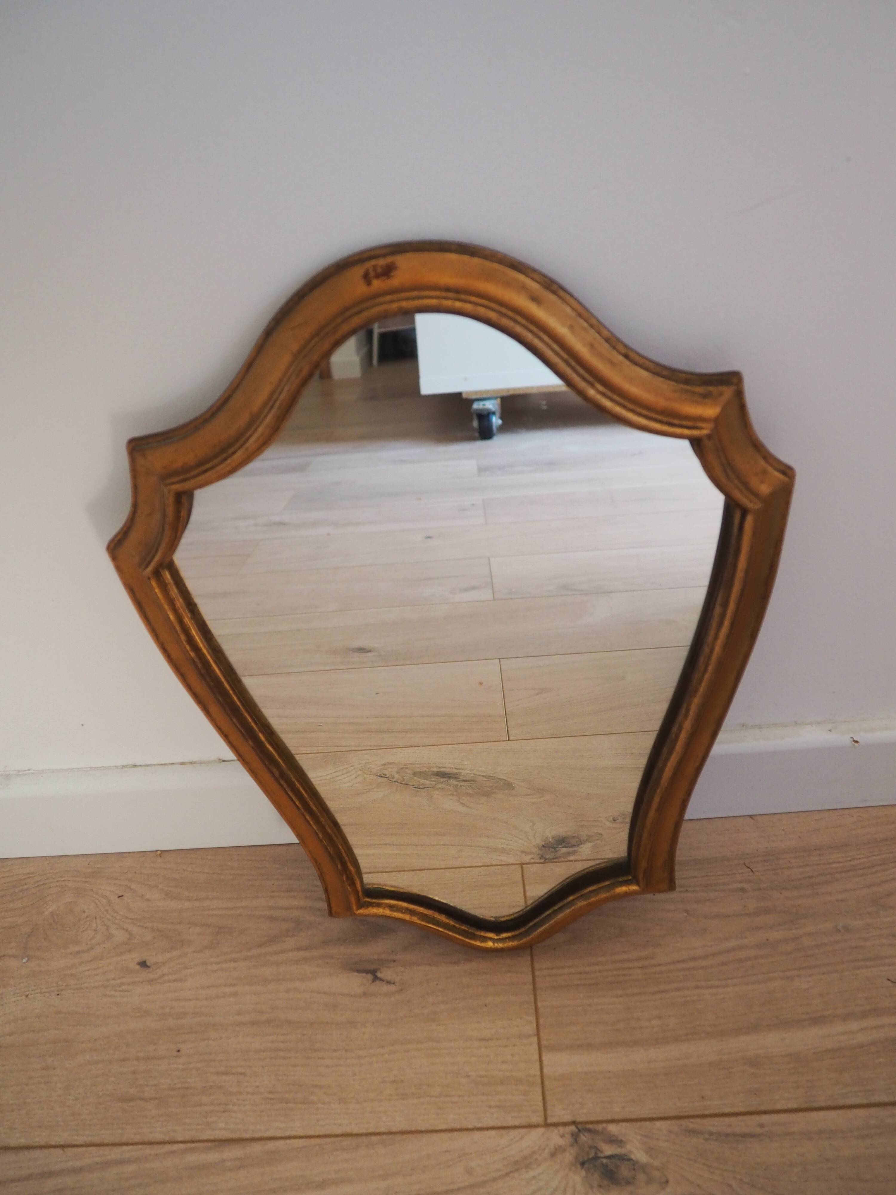 Small gilded wooden mirror with molding – vintage