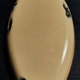 Bread basket in enameled sheet metal with brown dots, first half of the 20th century