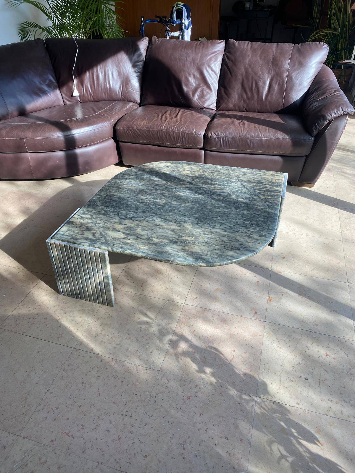 Roche Bobois marble coffee table, leaf, 70s