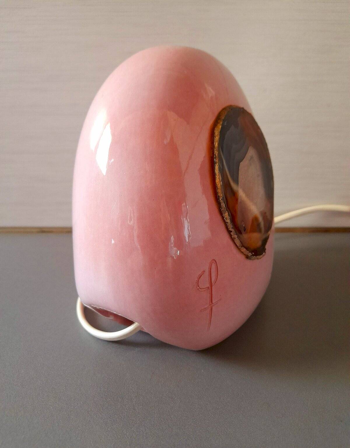 Ceramic lamp, agate slice 1970 vintage pink
