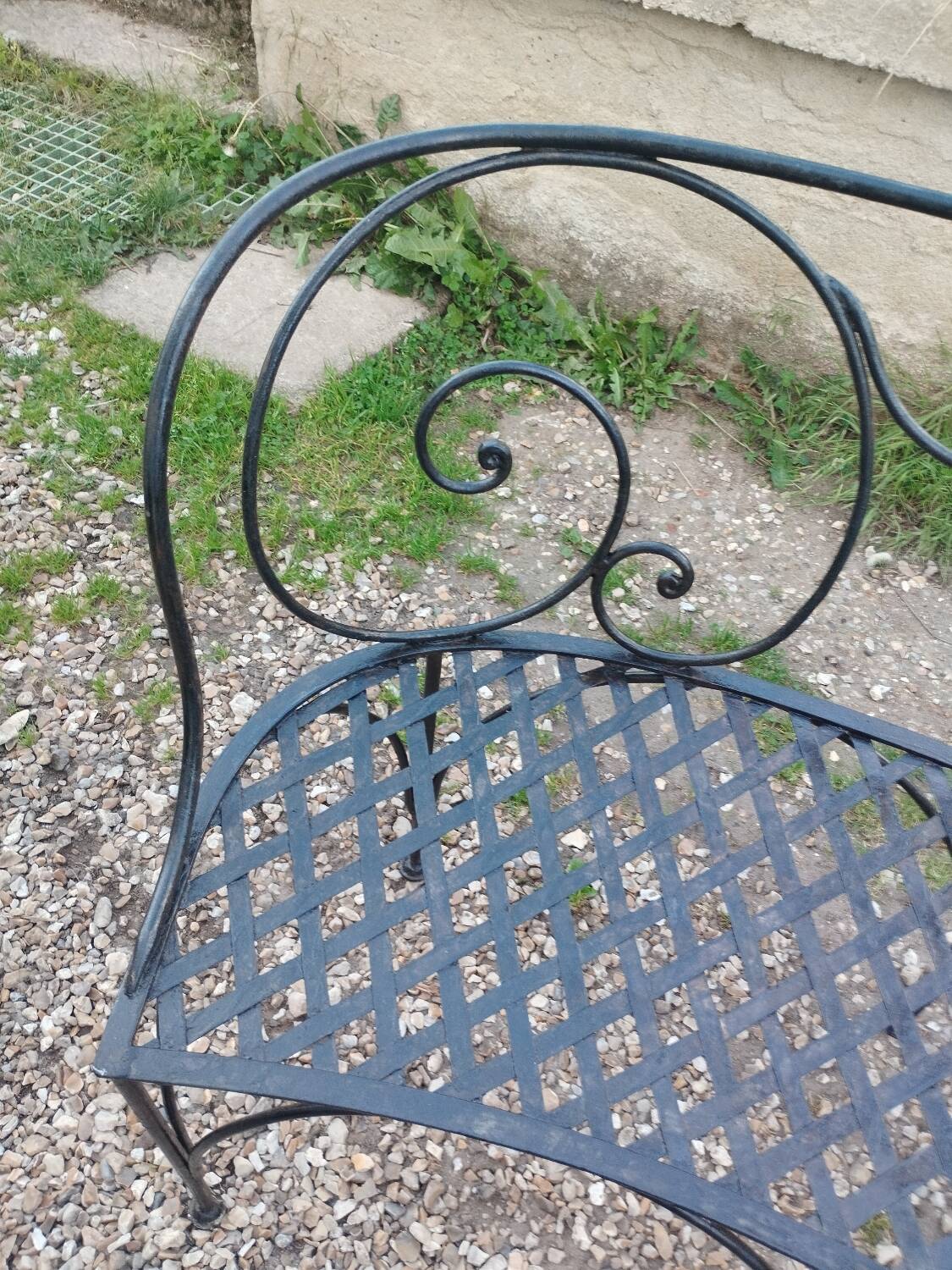 Banc de jardin en fer ancien